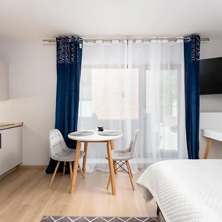 Appartement Glowny Cozy By Bookinghost